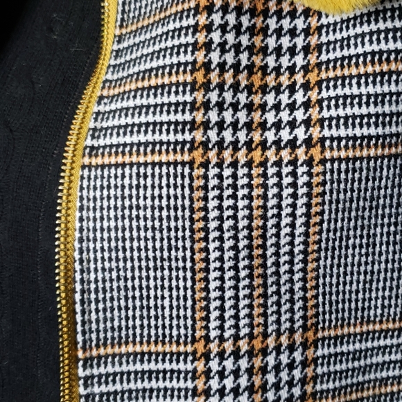 Plaid Jacket with Faux Fur Trim - Picture 4 of 6